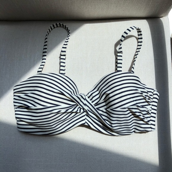 H&M High Waisted Striped Swimsuit - Picture 6 of 7